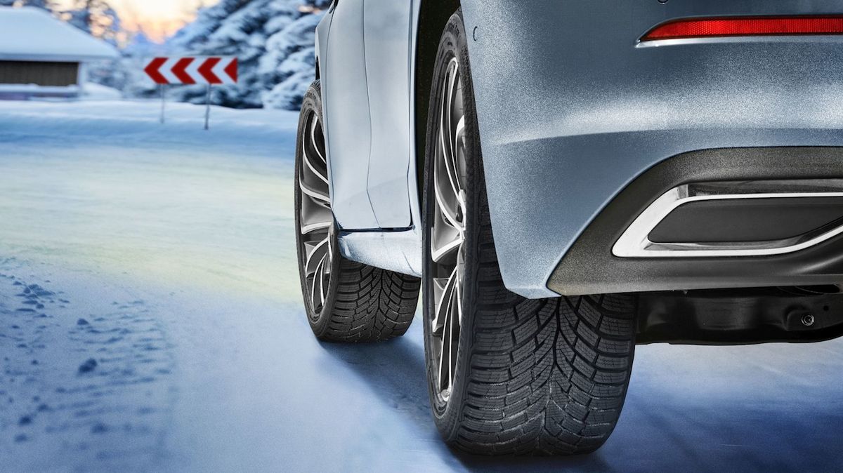Test zimních pneumatik 2021 pro kompaktní vozy: Dobrá guma nemusí stát jmění